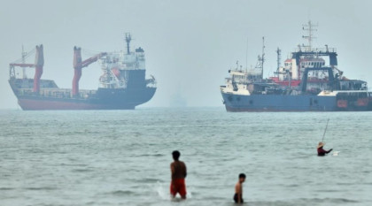 Oil prices spike as US airstrikes on Iran