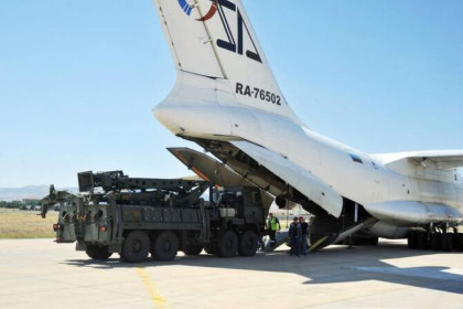 Turkey wants to offload Russian S400 missiles to gulf