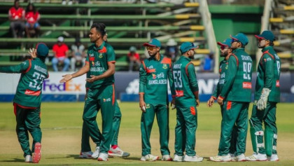 Bangladesh bundle Zimbabwe out for 199, targets 200