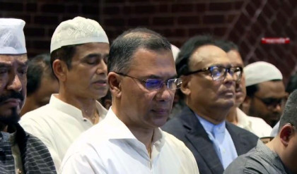 PM attends Jamiruddin Sircar’s namaj-e-janaza