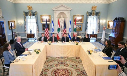Lebanon, Israel negotiates southern troop withdrawal in Rome