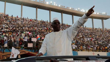 Former president Sall returns to Senegal, meets political successors