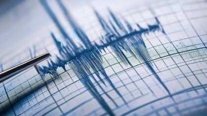 Magnitude 7.3 quake hits Southern Mexico, another in Turkey