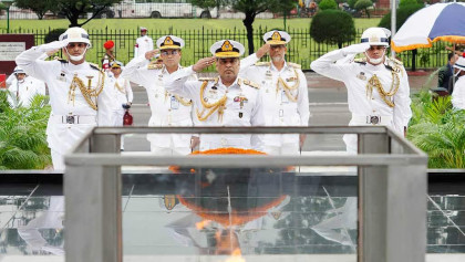 New Navy chief begins tenure with tribute at Shikha Anirban