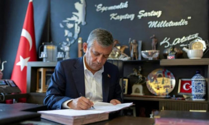 Ozgur Ozel resigns to form new political party in Turkey