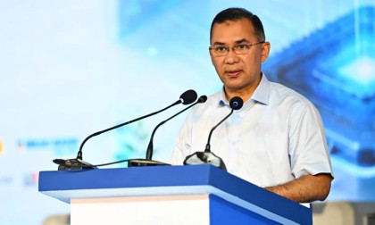 Next economic growth engine is semiconductor industry: PM