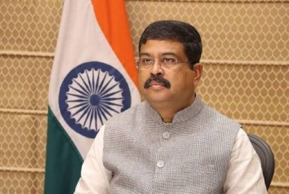 Education minister steps down as protests grip New Delhi