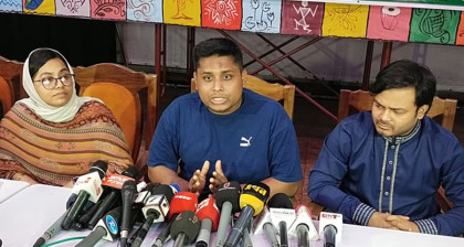 গণভোট ও জুলাই সনদ বাস্তবায়ন প্রধান উপদেষ্টাকেই করতে হবে : হাসনাত আব্দুল্লাহ