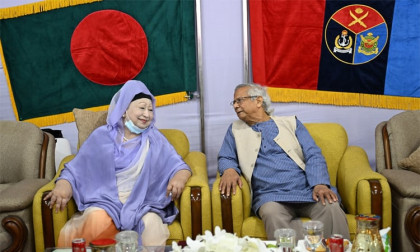 সেনাকুঞ্জে খালেদা জিয়া-ড. ইউনূসের কুশল বিনিময়
