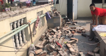 ভূমিকম্পে সারাদেশে প্রাণ গেল ১০ জনের