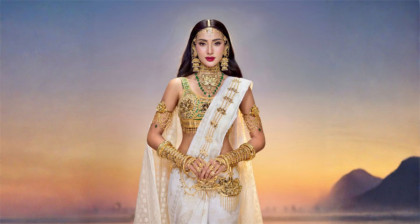 মিস ইউনিভার্সের মুকুট না জিতলেও ইতিহাস গড়লেন মিথিলা