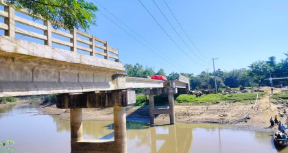 খাসিয়ামারা নদীর সেতুর কাজ ৩ বছরেও অসমাপ্ত