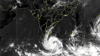 বঙ্গোপসাগরে ঘূর্ণিঝড় ‘ডিটওয়াহ’: চার বন্দরে ২ নম্বর সংকেত