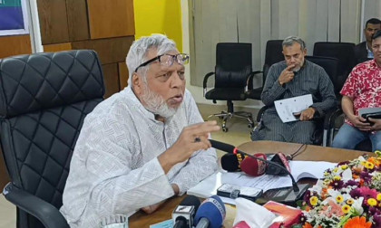 'সড়কের চাপ কমাতে ২০ শতাংশ পরিবহন রেল ও নৌপথে নিয়ে আসতে হবে'