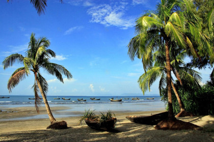 সেন্টমার্টিনে সোমবার থেকে রাত্রিযাপন করা যাবে