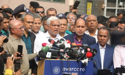 খালেদা জিয়া চিকিৎসা গ্রহণ করতে পারছেন: ডা. জাহিদ