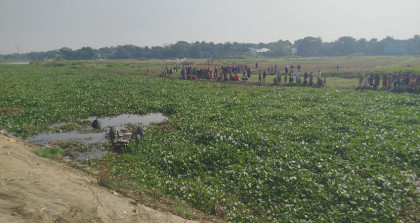 ট্রলি উলটে নদীতে পড়ে ৩ নারী নিহত