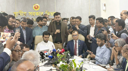 নির্বাচনে অংশ নেবেন জানালেও পদত্যাগের বিষয়ে বললেন না আসিফ মাহমুদ