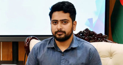 স্বরাষ্ট্র উপদেষ্টা-সিইসি'র দায়িত্বে থাকার অধিকার নেই: নাহিদ