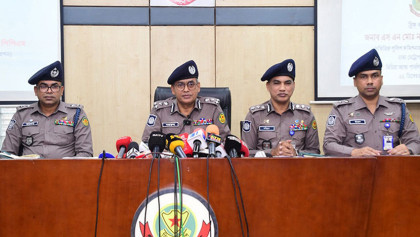 অ্যাকশনে না যাবার কারণ জানালো পুলিশ