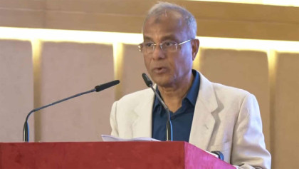 সীমান্তে বিজিবিকে নিষ্ঠার সাথে দায়িত্ব পালনের নির্দেশ স্বরাষ্ট্র উপদেষ্টার
