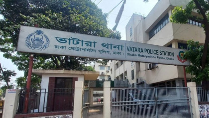পুলিশের মোটরসাইকেল থানার ভেতর থেকে নিয়ে গেল চোরেরা