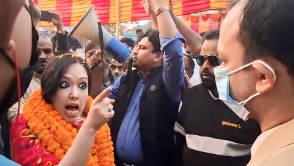নির্বাচনী আচরণবিধি লঙ্ঘন: ম্যাজিস্ট্রেটকে হুমকি রুমিন ফারহানার