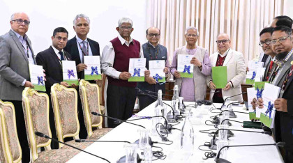 প্রধান উপদেষ্টার কাছে কর কাঠামো পুনর্বিন্যাস কমিটির প্রতিবেদন