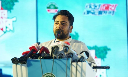 ক্ষমতায় এলে একটি কার্ডের মধ্যেই সব সুযোগ-সুবিধা: নাহিদ ইসলাম