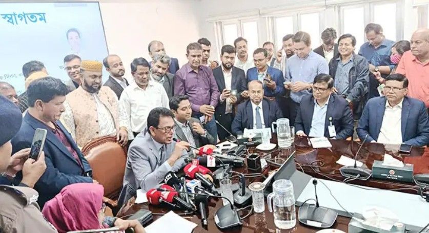 শিক্ষা ব্যবস্থাকে উন্নত পর্যায়ে নিতে সবার সহযোগিতা চাইলেন মন্ত্রী