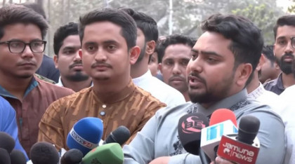 রাষ্ট্রপতিকে অভিশংসন করে গ্রেপ্তারের দাবি নাহিদের