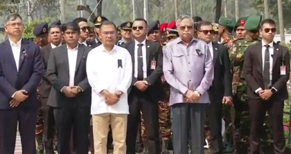 পিলখানায় নিহত সেনাদের প্রতি রাষ্ট্রপতি-প্রধানমন্ত্রীর শ্রদ্ধা
