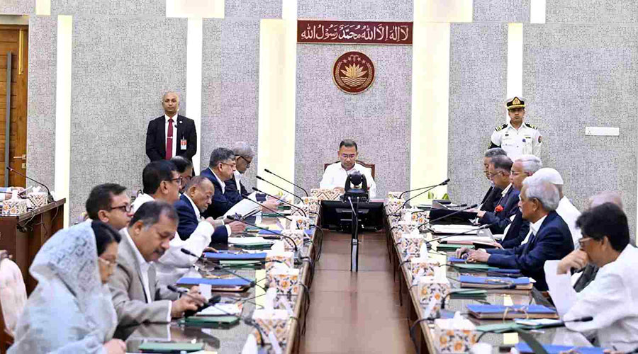 ১২ লাখ কৃষকের ১০ হাজার টাকা পর্যন্ত ঋণ সুদসহ মওকুফের সিদ্ধান্ত