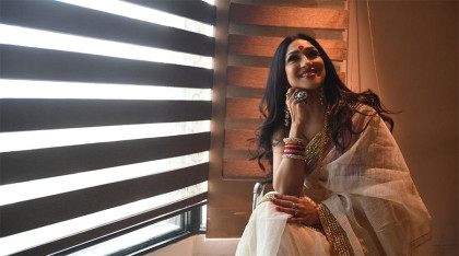 রাজনীতির মারপ্যাঁচ একেবারেই বুঝি না: ঋতুপর্ণা