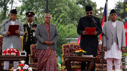 শপথ নিলেন নেপালের নতুন প্রধানমন্ত্রী বালেন্দ্র 