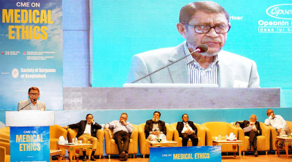 ভেন্টিলেটরের অভাবে শিশুদের মৃত্যুর ঘটনায় ক্ষুব্ধ স্বাস্থ্যমন্ত্রী