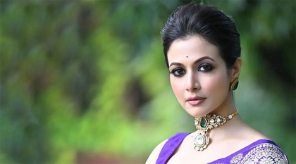 রাজ্যসভার সদস্য হিসেবে কোয়েল মল্লিকের শপথগ্রহণ