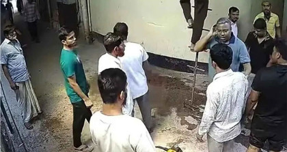 ডা. কামরুলের হাসপাতালে চাঁদা দাবি: মূলহোতা মঈনসহ গ্রেপ্তার ৭