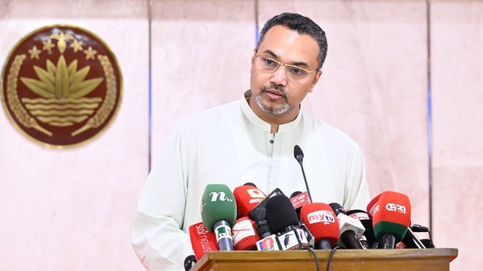 বিশ্ববাজারে ঊর্ধ্বগতি সত্ত্বেও জ্বালানি তেলের দাম নিয়ন্ত্রণে রেখেছে সরকার: মাহদী আমিন