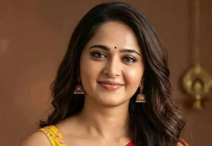 দীর্ঘদিনের গুঞ্জনের পর আবারও অনুশকার বিয়ে নিয়ে চর্চা