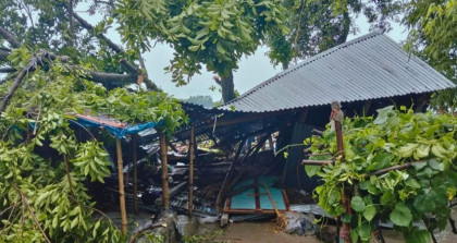 কালবৈশাখি ঝড়ে মা ও দুই মেয়ের মৃত্যু