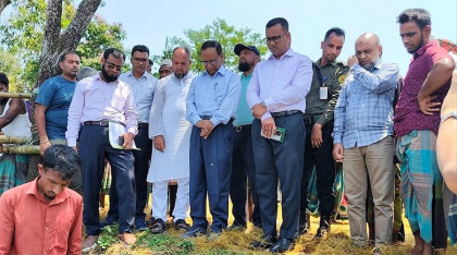 ক্ষতিগ্রস্ত কৃষকদের দুই মাধ্যমে সহায়তা করবে সরকার: রেজওয়ানুর রহমান