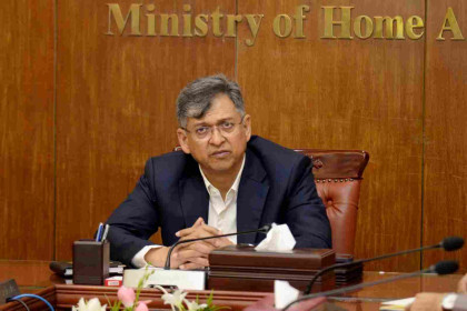 লাইসেন্সকৃত আগ্নেয়াস্ত্র দ্রুত উদ্ধার ও বাজেয়াপ্তের নির্দেশ স্বরাষ্ট্রমন্ত্রীর