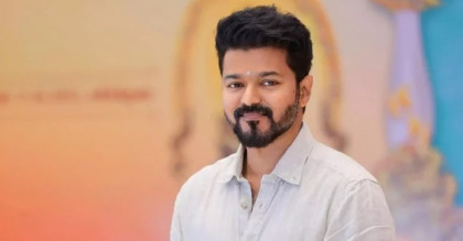 সংখ্যাগরিষ্ঠতা না পাওয়ায় আটকে গেল বিজয়ের শপথ