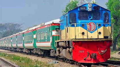 ঈদযাত্রায় প্রতিটি ট্রেনে নারীদের জন্য আলাদা কামরা বরাদ্দের নির্দেশ হাইকোর্টের