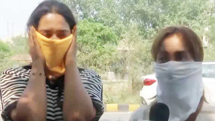 দিল্লিতে দুই নারীকে হেনস্তা, গ্রেফতার ৪