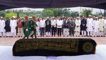 জাতীয় সংসদ ভবনে মিজানুর রহমানের জানাজায় অংশ নিলেন প্রধানমন্ত্রী