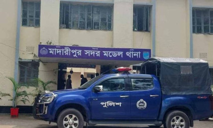 আত্মীয়ের বাসায় গিয়ে একই পরিবারের তিনজনের মৃত্যু