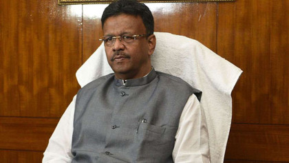 কলকাতার মেয়র পদ ছাড়লেন মমতার ঘনিষ্ঠ ফিরহাদ হাকিম