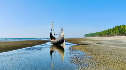 তীব্র লোডশেডিংয়ে কক্সবাজার